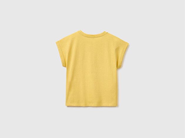 Benetton Kız Çocuk Hardal Sarısı Renkli Taş Detaylı Bisiklet Yaka T-Shirt