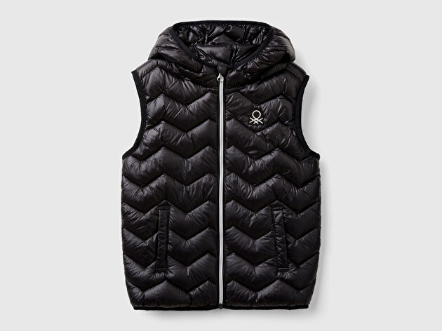 Benetton Kız Çocuk Siyah Simli Logo Detaylı Kapüşonlu Yelek