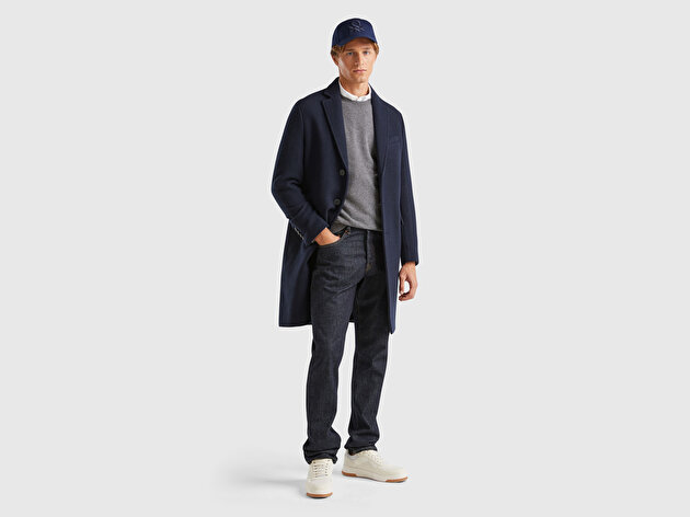 Benetton Erkek Lacivert Cep Detaylı Üç Düğmeli Kırlangıç Yaka Kaban