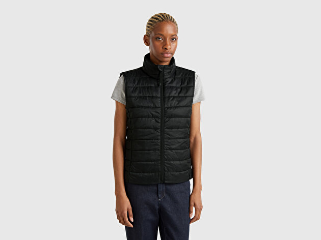 Benetton Kadın Siyah Polyester Dolgulu Fermuarlı Slim Fit Pufa Yelek