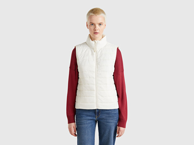 Benetton Kadın Krem Polyester Dolgulu Fermuarlı Slim Fit Pufa Yelek