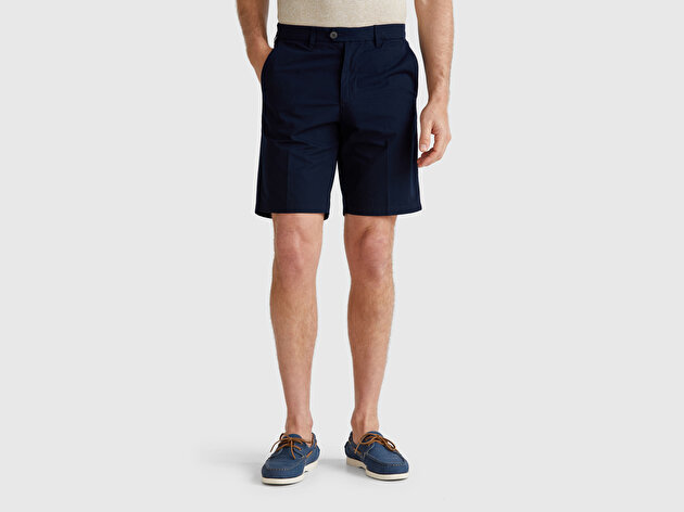 Benetton Erkek Lacivert %100 Pamuk Arka Cebi Düğmeli Paraşüt Bermuda Şort