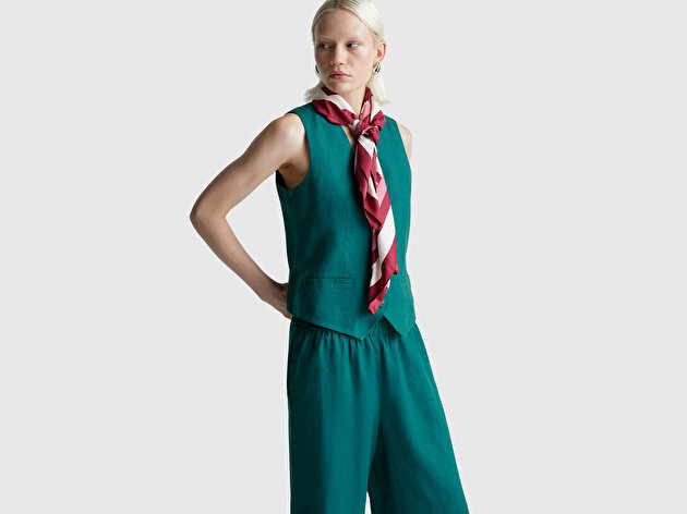 Benetton Kadın Koyu Yeşil %100 Keten Önü Düğme İliklemeli V Yaka Yelek