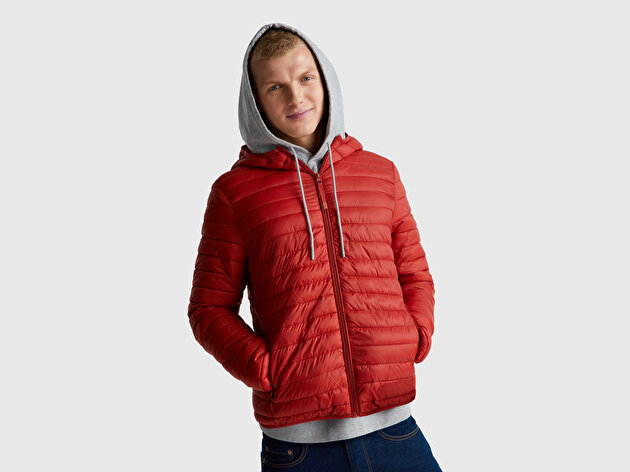 Benetton Erkek Kırmızı Polyester Dolgulu Regular Fit Kapüşonlu Puffer Mont