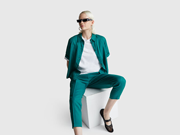 Benetton Kadın Koyu Yeşil %100 Keten Elastik Bel Detaylı Kıvrık Paça Pantolon