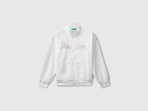 Benetton Kız Çocuk Ekru Önü Logo Nakışlı Cepli Fermuarlı Dik Yaka Sweatshirt