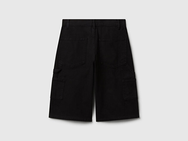 Benetton Erkek Çocuk Siyah Logo ve Cep Detaylı Düğmeli Streç Denim Bermuda Şort