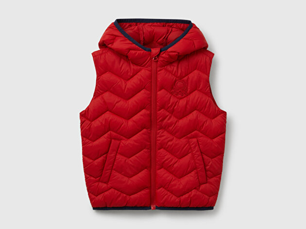 Benetton Erkek Bebek Kırmızı Logo Detaylı Kapüşonlu Yelek