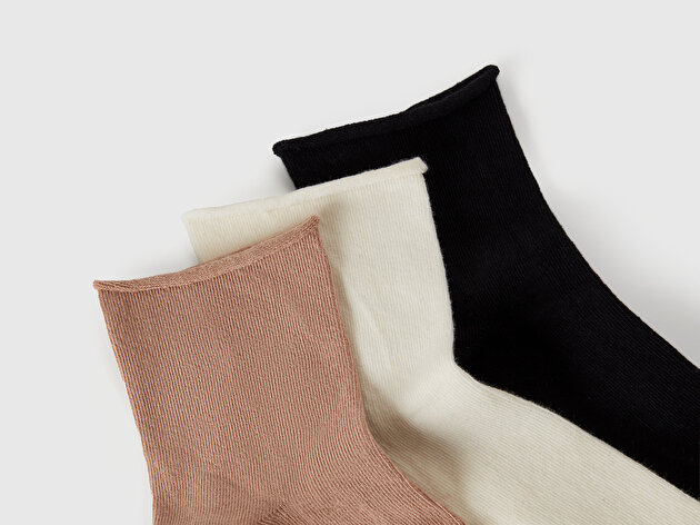 Benetton Kadın Krem - Kahverengi - Siyah Pamuk Karışımlı Düz Renk 3'lü Çorap Seti