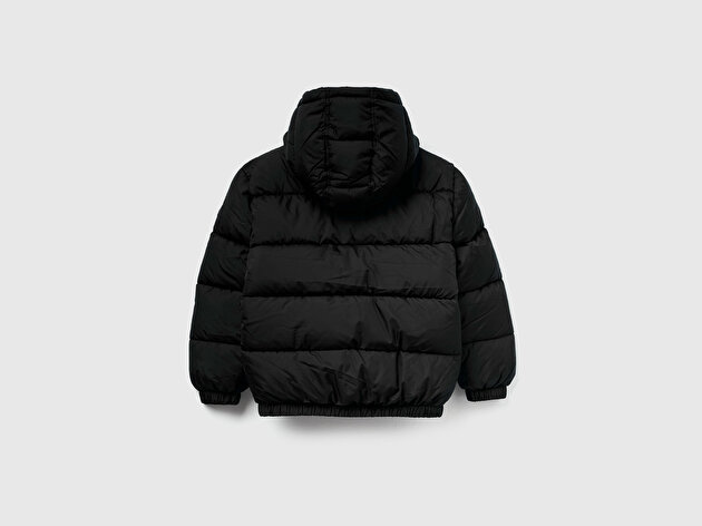 Benetton Erkek Çocuk Siyah Logo Detaylı Fermuarlı Kapüşonlu Dolgulu Mont