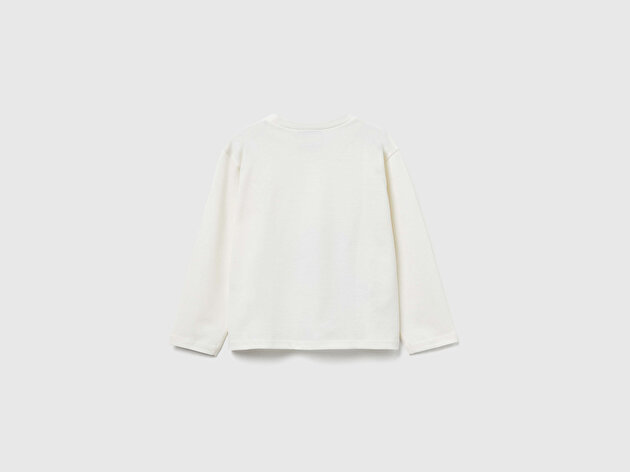 Benetton Kız Bebek Krem Önü Baskılı Logo Etiketli Ribana Yakalı Uzun Kollu T-shirt