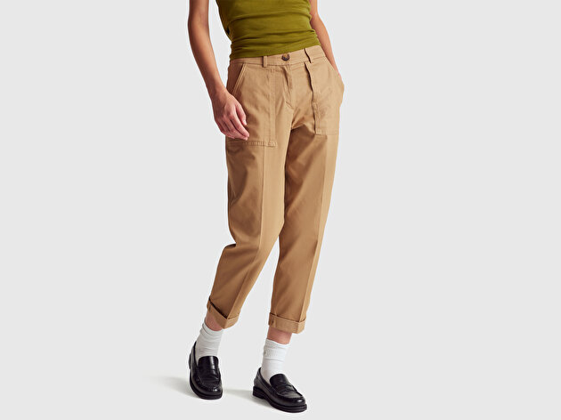 Benetton Kadın Taba Pamuk Karışımlı Önü Dikiş Detaylı Paçası Kıvrık Pantolon