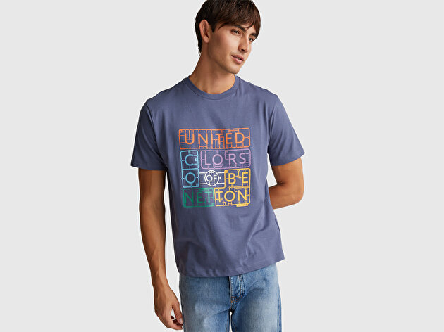 Benetton Erkek Havacı Mavi %100 Pamuk Önü Logo Baskılı Relax Fit T-Shirt