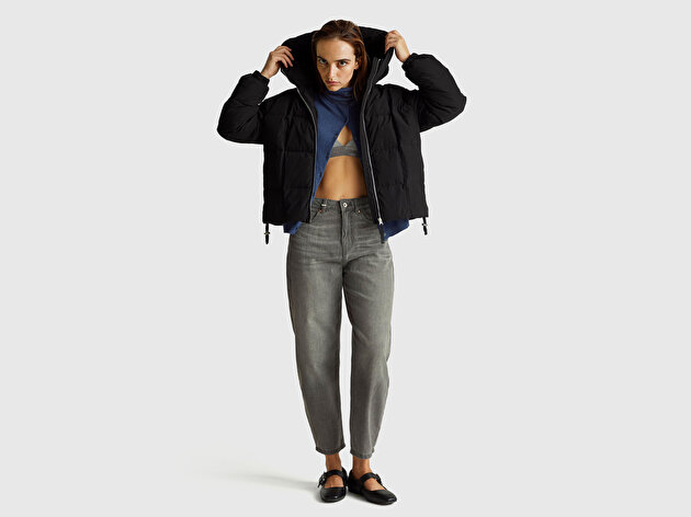 Benetton Kadın Siyah Kuş Tüyü Kapüşonlu Fermuarlı Kolu Lastikli Şişme Mont