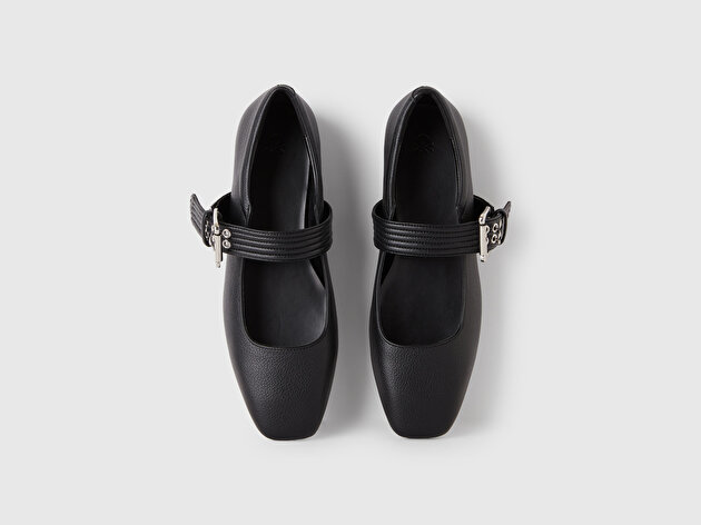 Benetton Kadın Siyah Suni Deri Toka Detaylı Babet