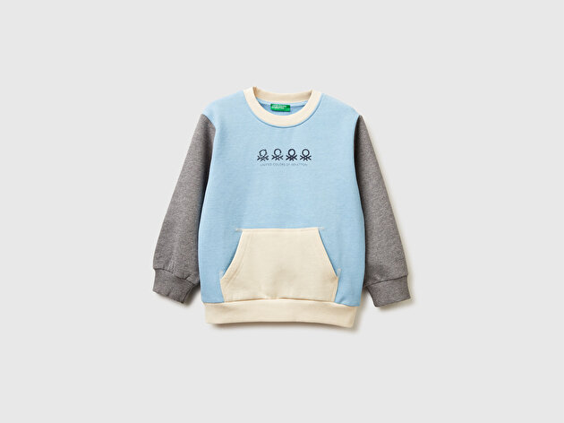 Benetton Erkek Bebek Mavi-Krem Önü Logo Baskılı Cepli Bisiklet Yaka Regular Fit Sweatshirt