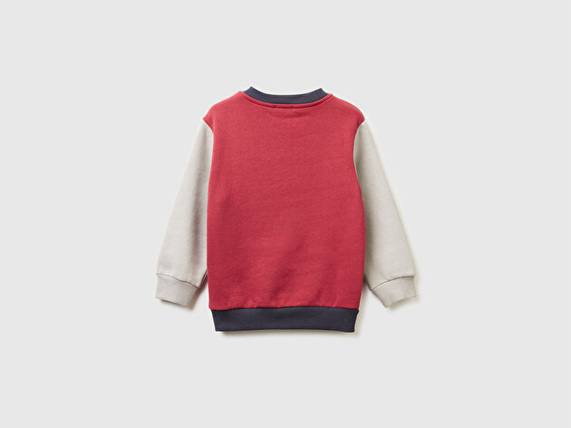 Benetton Erkek Bebek Bordo-Gri Önü Logo Baskılı Cepli Bisiklet Yaka Regular Fit Sweatshirt