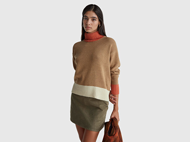 Benetton Kadın Açık Kahverengi Akrilik ve Yün Karışımlı Çok Renkli Balıkçı Yaka Kazak