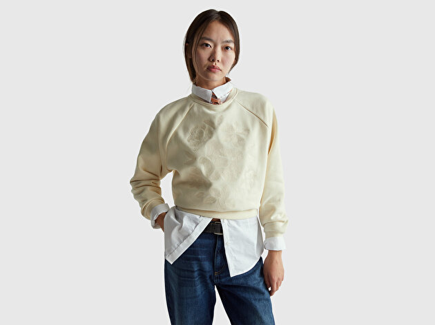 Benetton Kadın Krem Pamuk Karışımlı Önü Çiçek Desenli Bisiklet Yaka Sweatshirt