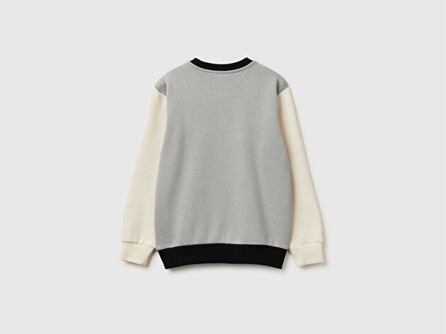 Benetton Erkek Çocuk Gri-Krem Önü Logo Baskılı Nervürlü Sweatshirt