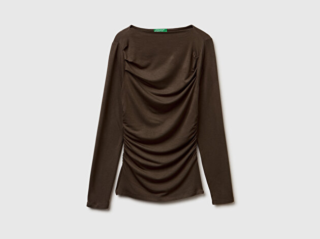 Benetton Kadın Koyu Kahverengi Modal Karışımlı Slim Fit Kayık Yaka Uzun Kollu T-Shirt