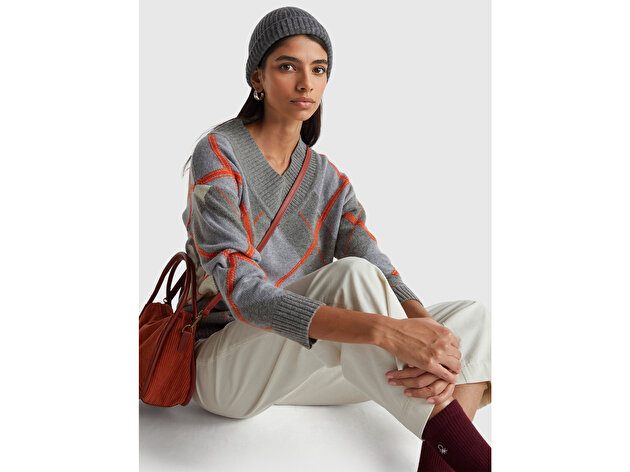 Benetton Kadın Antrasit Yün Karışımlı Baklava Desenli Ribana Detaylı V Yaka Kazak