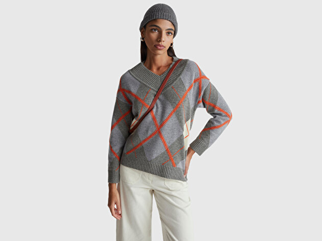 Benetton Kadın Antrasit Yün Karışımlı Baklava Desenli Ribana Detaylı V Yaka Kazak