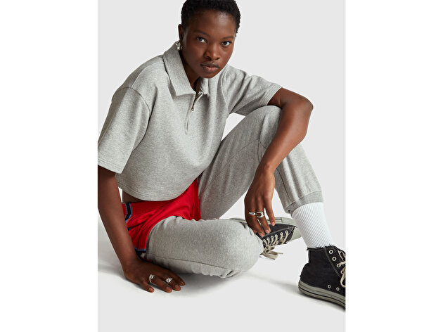 Benetton Kadın Gri Melanj  %100 Pamuk Yarım Fermuarlı Crop Stranger Things Polo T-shirt