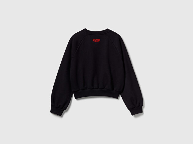 Benetton Kız Çocuk %100 Pamuk Kısa Kesim Stranger Things Ön Baskı Detaylı Ribanalı Sweatshirt