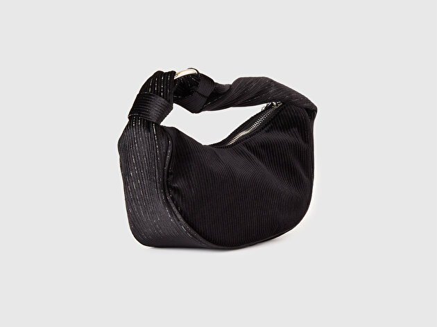 Benetton Kadın Siyah Simli Metal Detaylı Kadife El Çantası