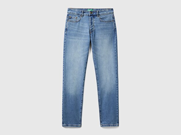 Benetton Erkek Açık Mavi Pamuk Karışımlı Arkası Logo Etiketli Cepli Slim Fit Denim Pantolon