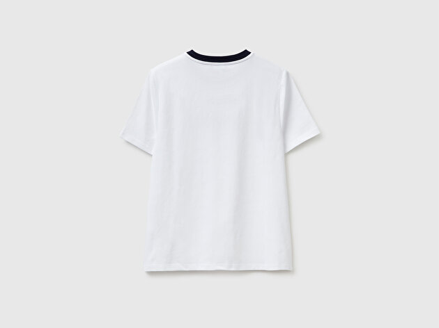 Benetton Kadın Beyaz Pamuk Karışımlı Önü İşlemeli Bisiklet Yaka T-Shirt