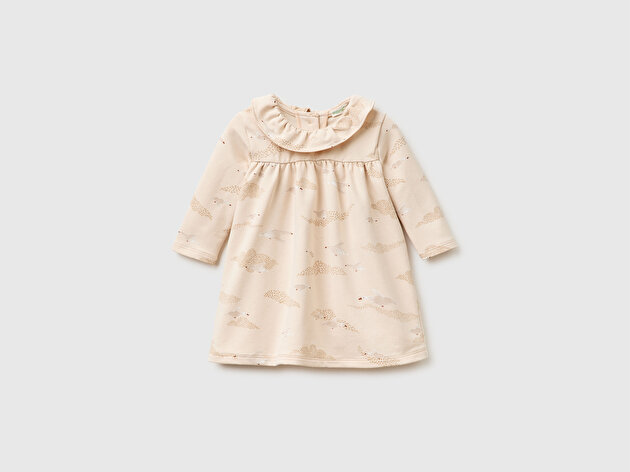 Benetton Bebek Baskılı Arkası Düğmeli Uzun Kollu Fırfırlı Yaka Elbise