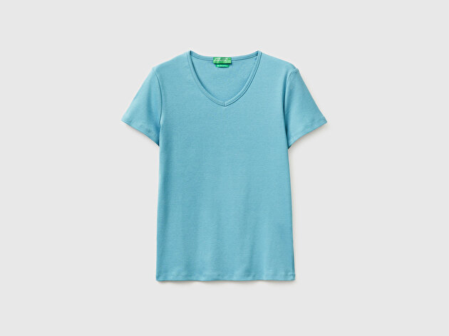 Benetton Kadın Açık Mavi %100 Pamuk Geniş V Yaka T-Shirt