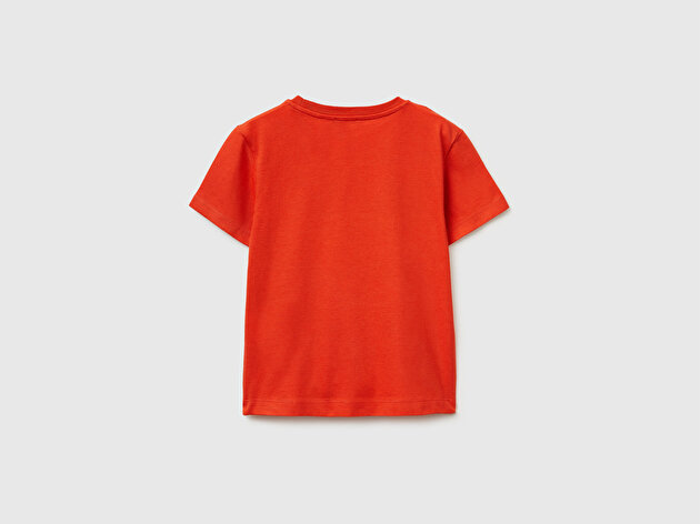 Benetton Erkek Bebek Kırmızı Önü Logo Baskılı Yuvarlak Yaka T-Shirt