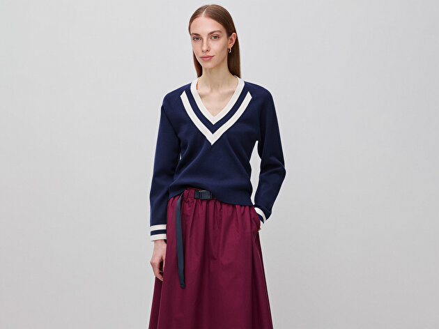 Benetton Kadın Lacivert Viskoz Karışımlı Çizgili Reglan Kol Derin V Yaka Kazak