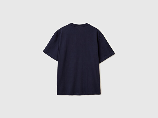 Benetton Erkek Lacivert  %100 Pamuk Cepli Arkası Logo Nakışlı Bisiklet Yaka T-Shirt