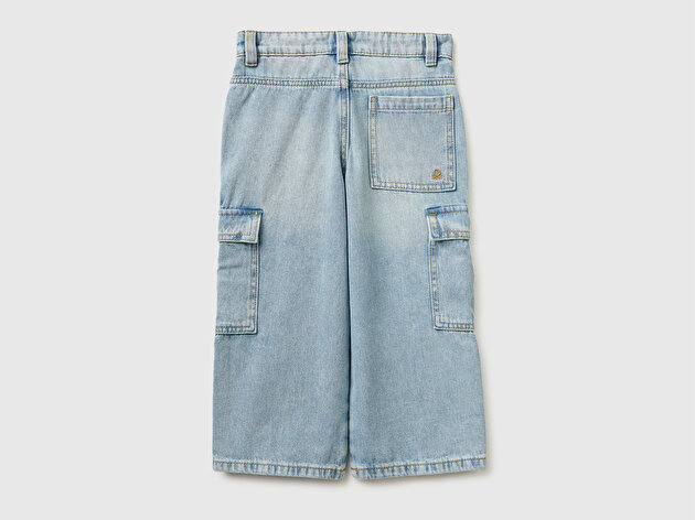 Benetton Erkek Bebek Buz Mavisi Arka Cebi Logo İşlemeli Bol Paça Denim Pantolon