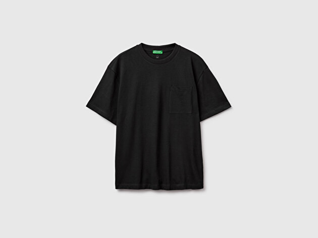 Benetton Erkek Siyah  %100 Pamuk Cepli Arkası Logo Nakışlı Bisiklet Yaka T-Shirt