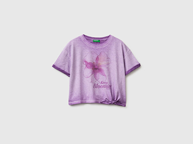 Benetton Kız Çocuk Lila Etek Ucu Düğümlü Baskılı Boxy Fit Kısa Kollu T-Shirt