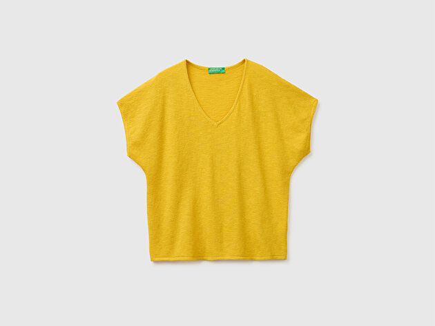 Benetton Kadın Sarı Pamuk Keten Karışımlı Düşük Omuzlu V Yaka Kısa Kollu Kazak