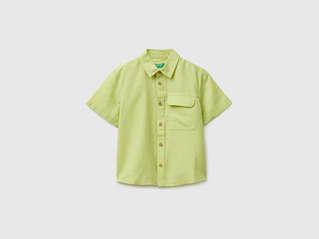 Benetton Erkek Bebek Sarı Logo İşlemeli Kapaklı Cepli Ahşap Düğmeli Kısa Kollu Gömlek