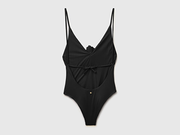 Benetton Kadın Siyah Çiçek Aplike Detaylı Sırtı Dekolteli Mayo