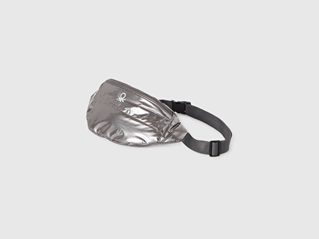 Benetton Unisex Gümüş Dolgulu Parlak Bel Çantası