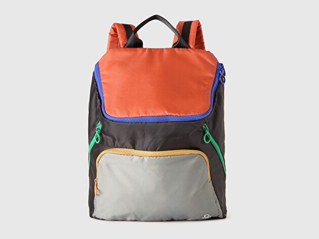 Benetton Erkek Kırmızı  Renk Bloklu Kapaklı Sırt Çantası