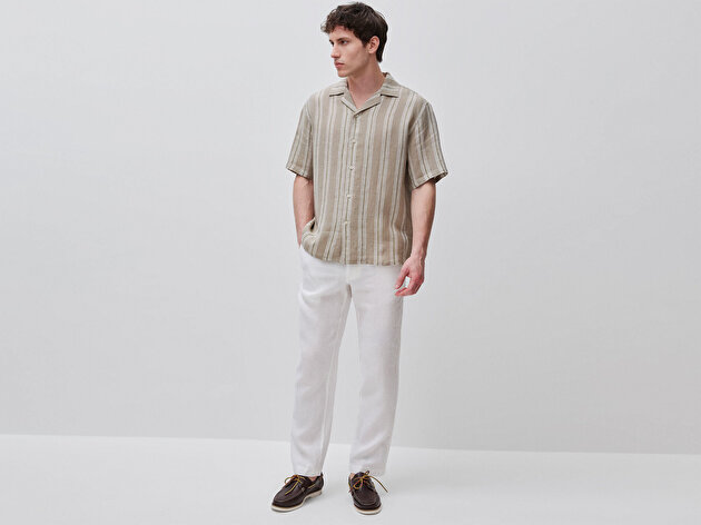 Benetton Erkek Bej Mix  %100 Keten Relaxed Fit Kısa Kollu Bowling Yaka Gömlek