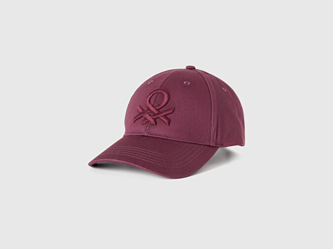 Benetton Erkek Mürdüm Önü Logo İşlemeli Beyzbol Şapkası